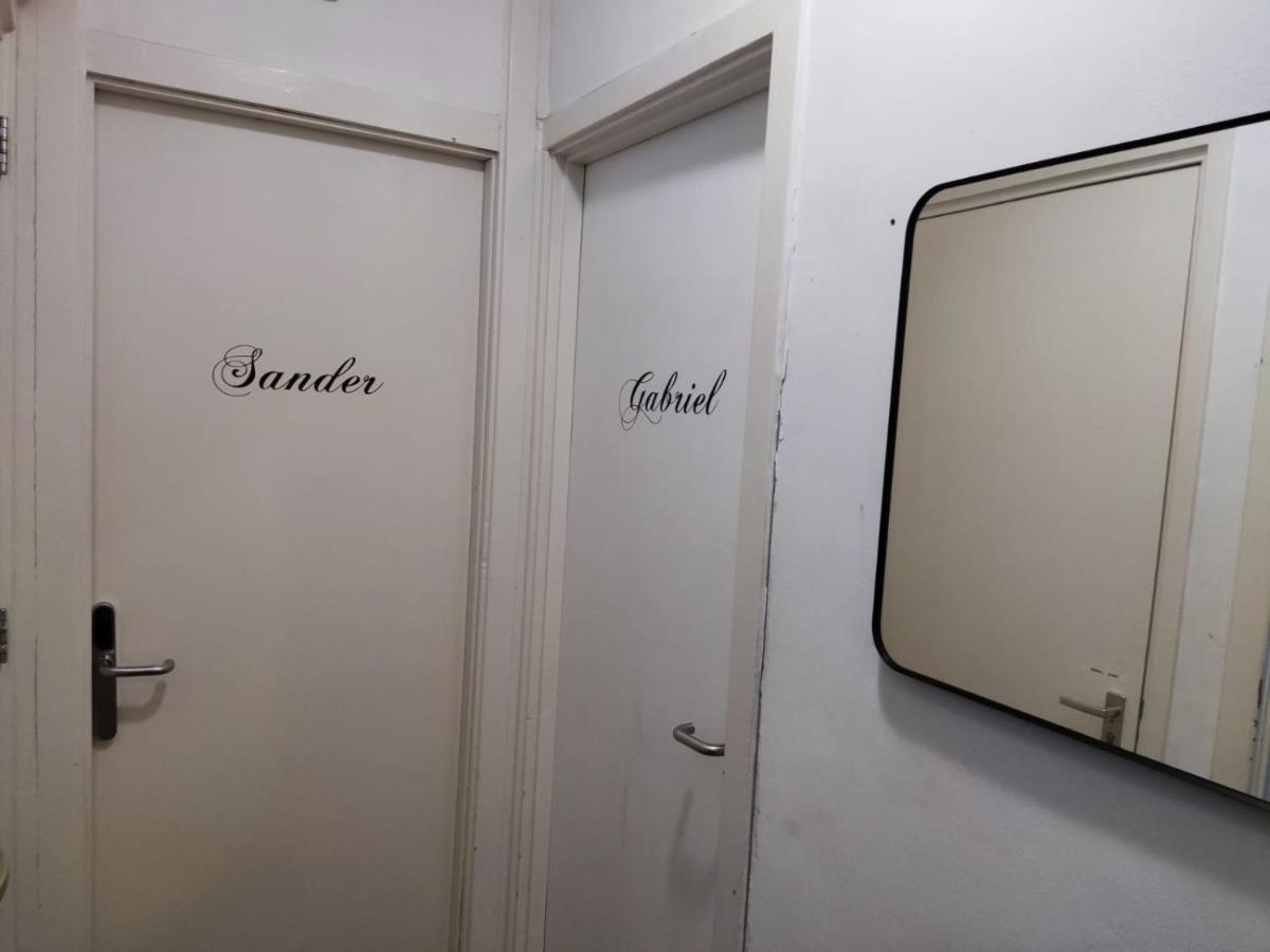 Thuis Bij Schell روتردام الغرفة الصورة
